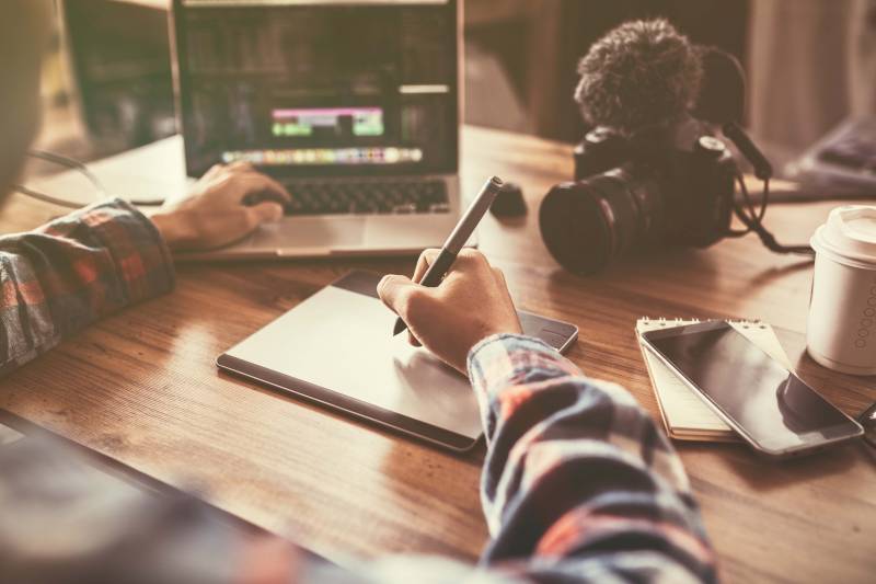 Entrepreneur freelance recherche expert-comptable pour réaliser le bilan annuel de l'entreprise près de Marseille